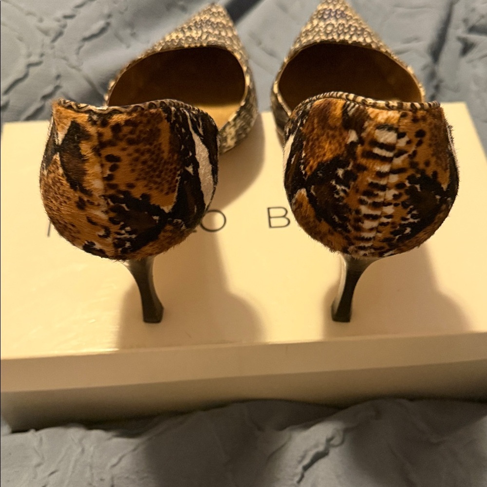 Manolo Blahnik Black and Brown Patterned Heels - Picture 3 of 6
